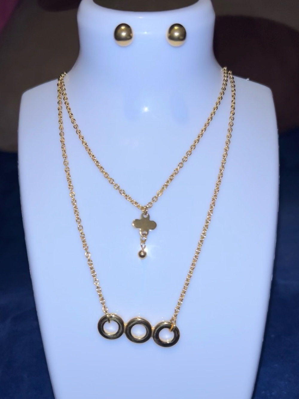 Gold Layered Circle & Clover Pendant Necklace Set - Women Jewelry